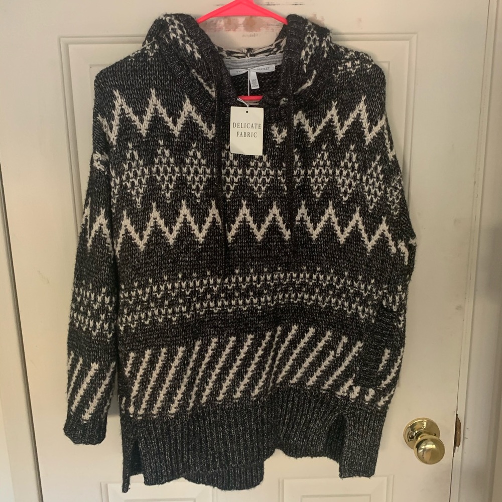 Victoria’s Secret knitted pullover